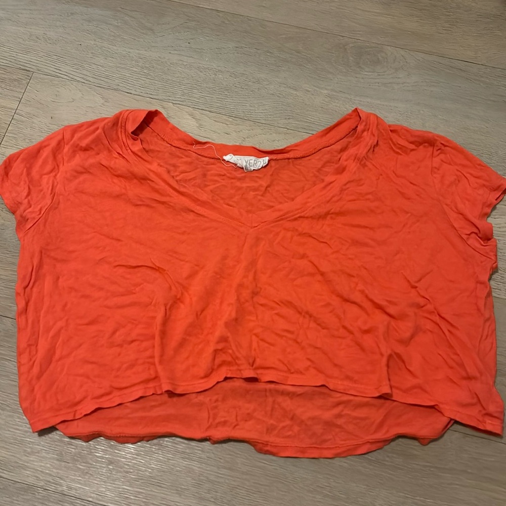 Forever 21 crop tee